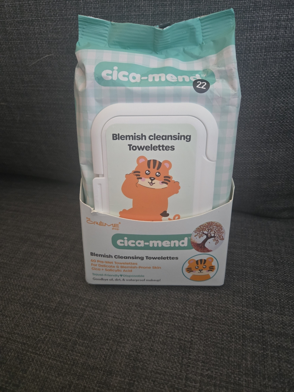cica-mend Blemish Cleansing Towelettes
